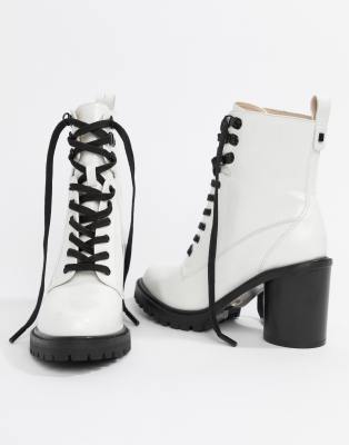 faith barc heeled hiker boots in black