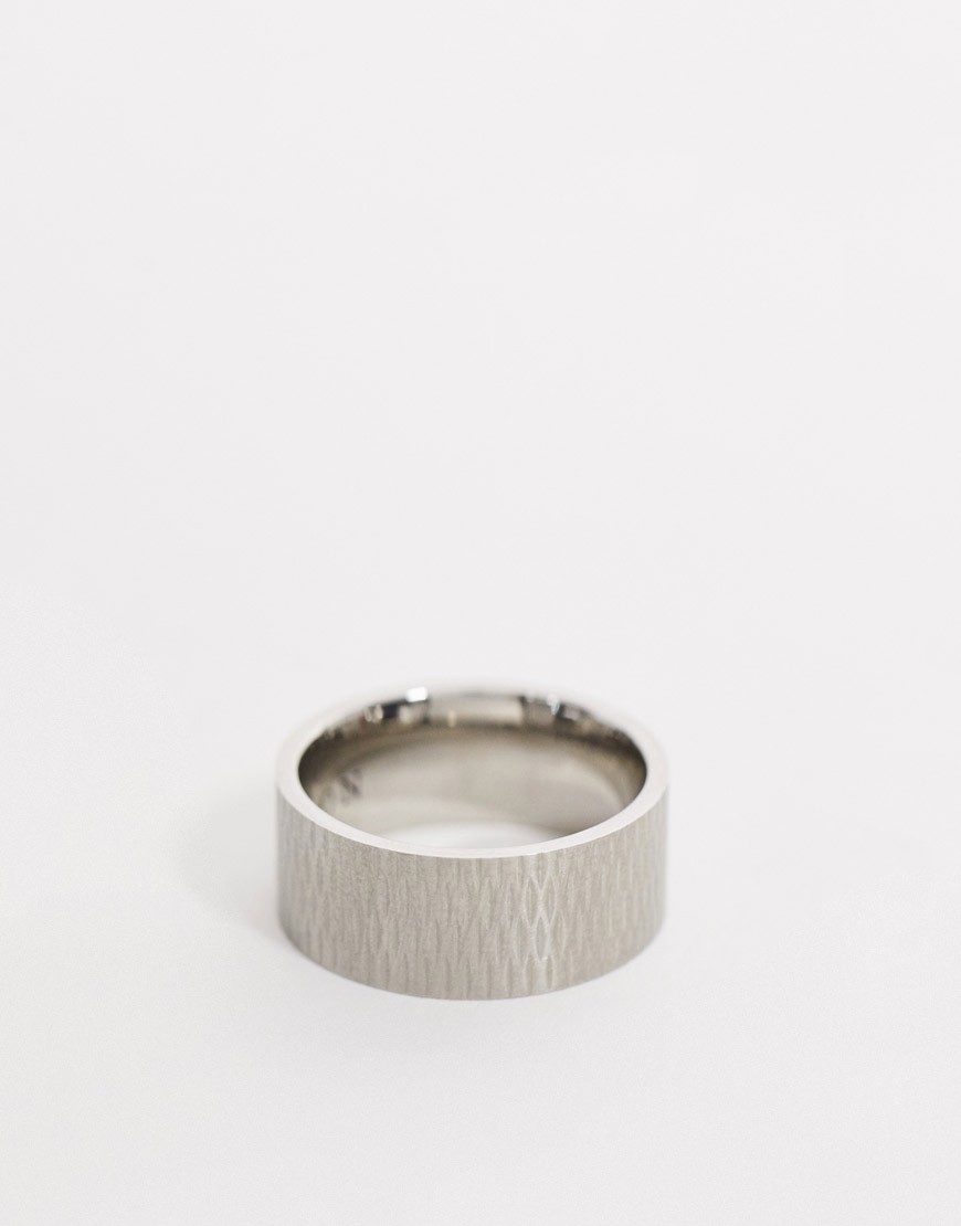 фото Фактурное серебристое кольцо из нержавеющей стали icon brand-серебряный