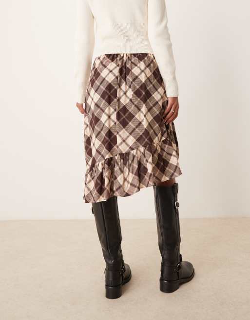 Falda a cuadros con bajo asimétrico y volante de Miss Selfridge, 3 de 5