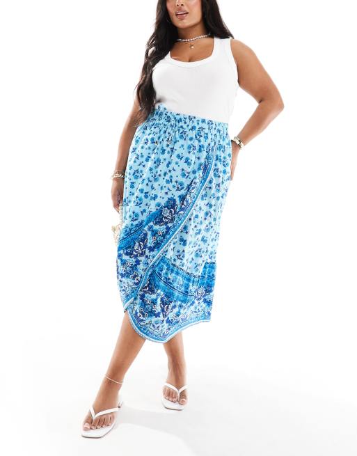 Falda azul cruzada de corte amplio con diseño estampado de Yours