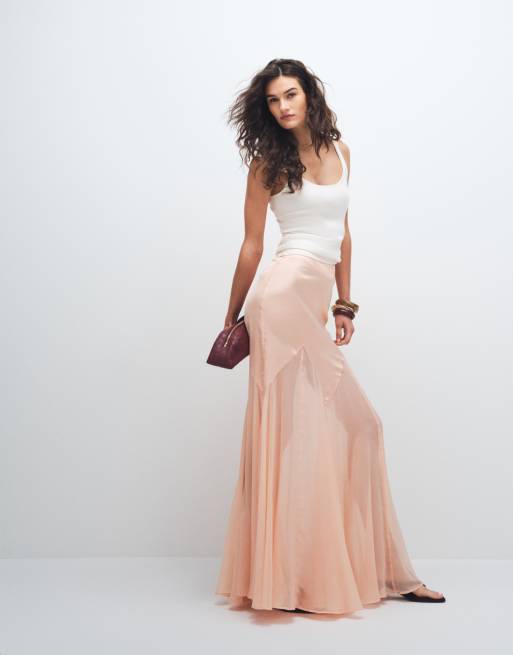 Falda color melocotón de corte sirena de mezcla de satén y chifón de ASOS DESIGN Tall, 1 de 12