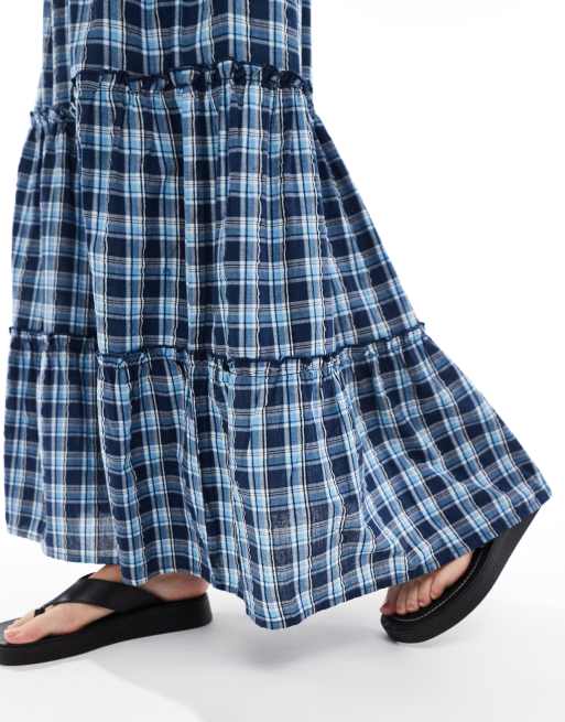 Falda larga a cuadros azul marino escalonada de ONLY ASOS