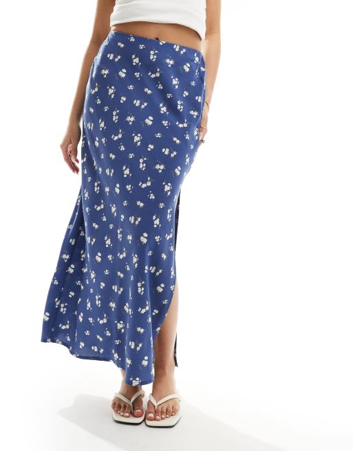 Falda larga azul con estampado floral de Hollister