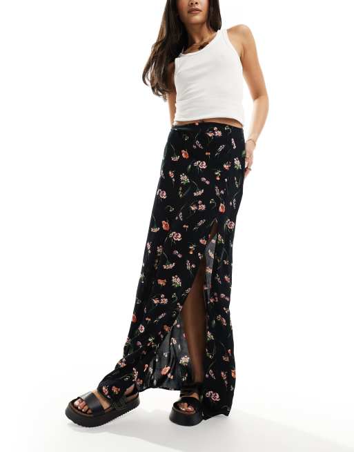 Falda larga con estampado floral y abertura en la pierna de ASOS DESIGN, 4 de 5