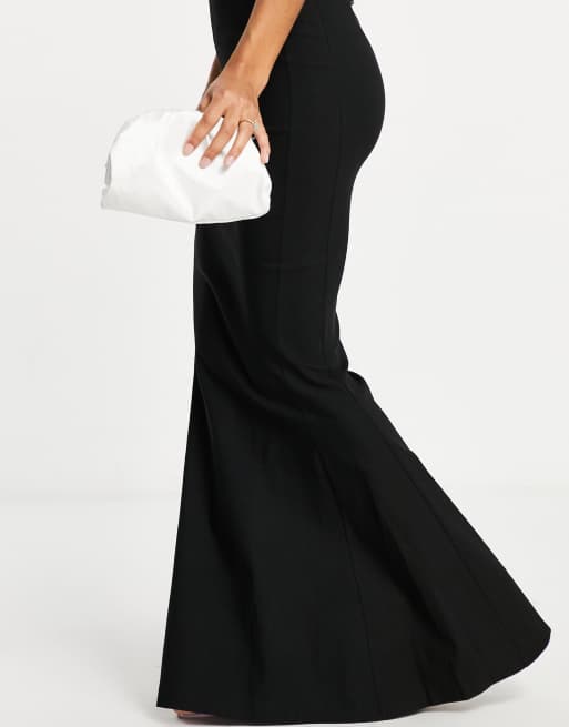 Falda larga de corte en color negro de Vesper | ASOS