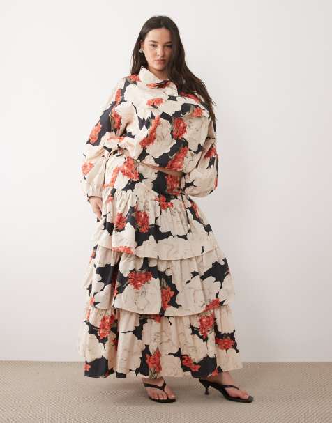 Falda larga escalonada con estampado floral rojo y cintura baja de ASOS DESIGN Curve (parte de un conjunto) - view 1