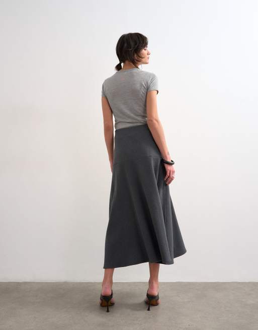 Falda larga gris carbón con cintura baja de tejido suave de Topshop, 4 de 5