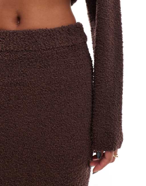 Falda larga marrón chocolate de punto mullido de bouclé de Aria Cove (parte de un conjunto), 3 de 5