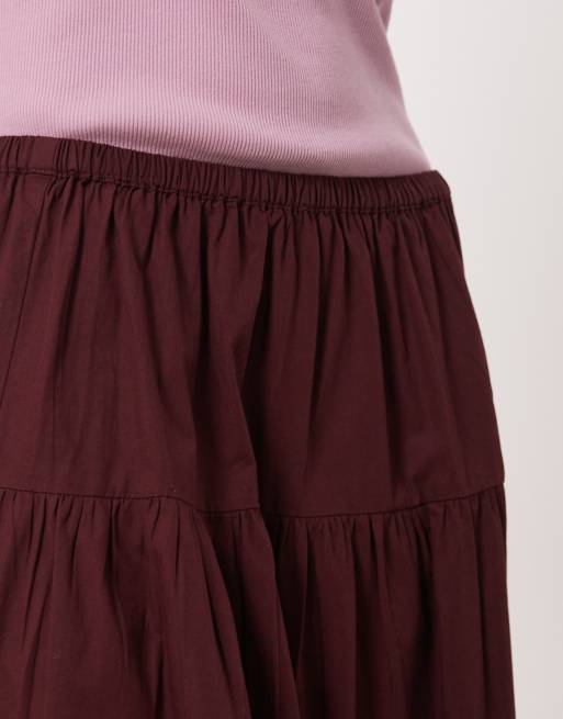 Falda larga marrón chocolate escalonada de popelina de Miss Selfridge Petite, 3 de 5