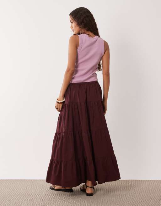 Falda larga marrón chocolate escalonada de popelina de Miss Selfridge Petite, 4 de 5