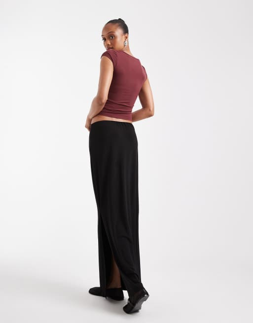 Falda larga negra ceñida con fruncido en la parte delantera de Vero Moda Tall, 4 de 5