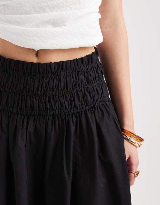 Falda larga negra con cintura fruncida de ASOS DESIGN, 3 de 5
