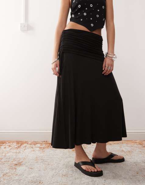 Falda larga negra con cintura plegada de Weekday - view 1