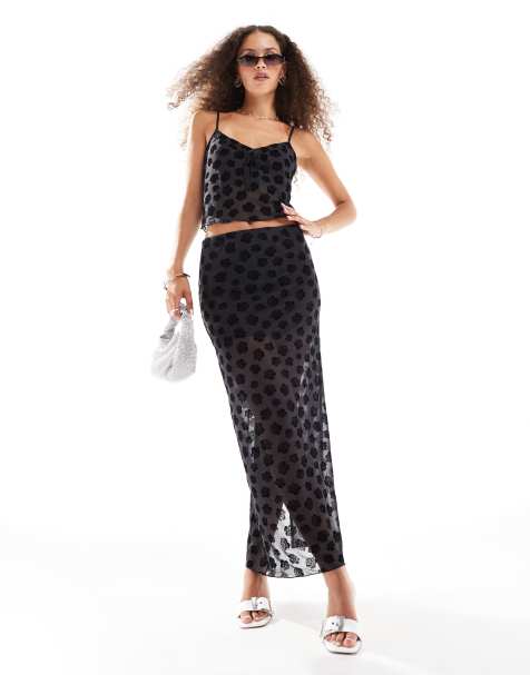 Falda larga negra con diseño de dos capas de malla y terciopelo flocado de Monki (parte de un conjunto) - view 1