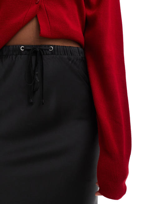 Falda larga negra de corte al bies con lazada en la cintura de satén de ASOS DESIGN, 4 de 5