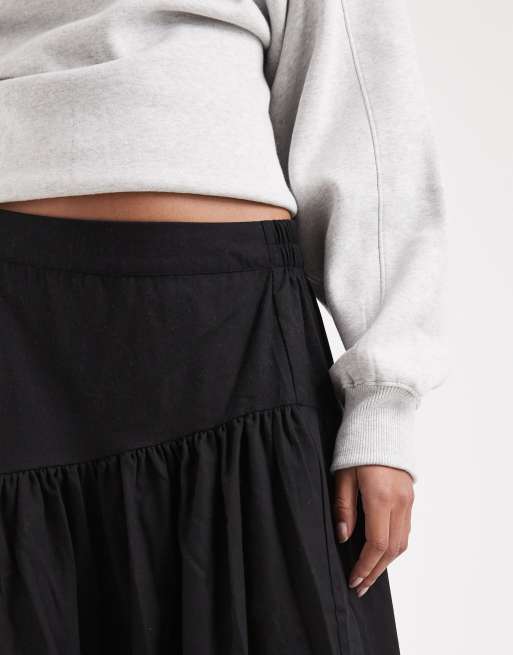 Falda larga negra de estilo bohemio con cintura baja de popelina de Vero Moda, 2 de 5