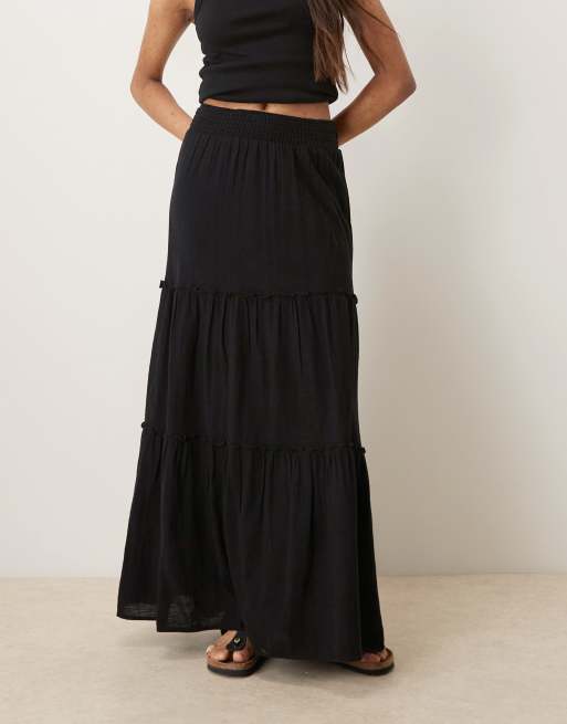 Falda larga negra escalonada de talle alto y estilo boho de AWARE, 2 de 5