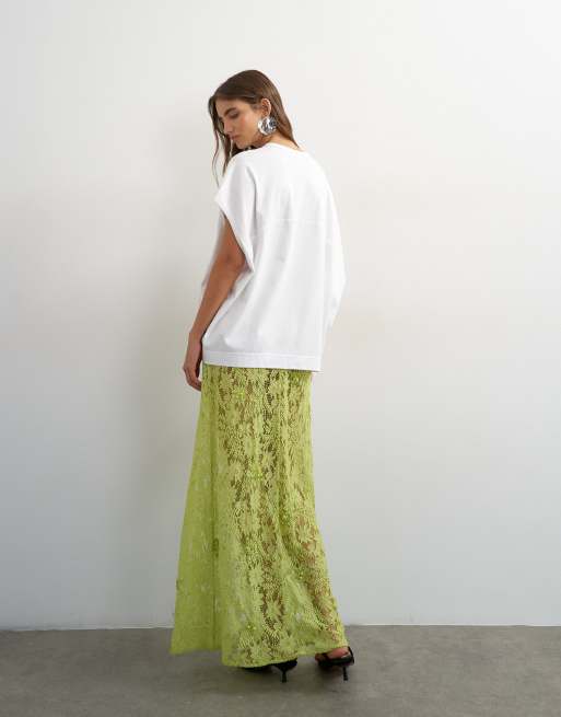 Falda larga verde de encaje con diseño floral y abalorios de Topshop, 3 de 5