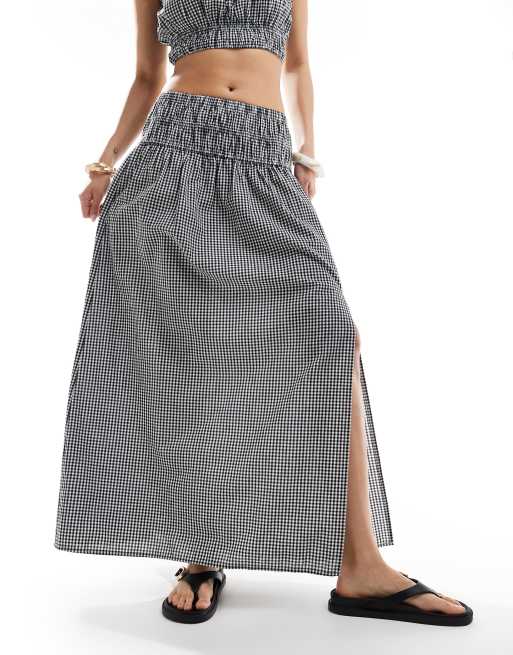 Falda midi a cuadros vichy negros fruncida de New Look (parte de un conjunto), 3 de 5
