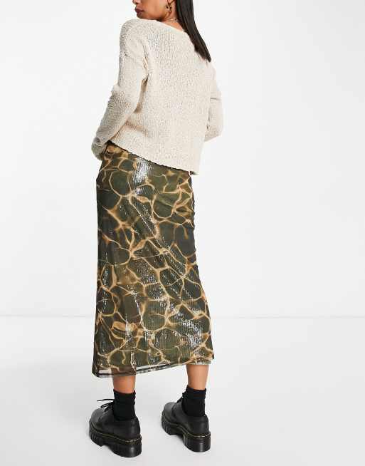 Falda midi beis de lentejuelas con capa de malla estampada de Topshop, 2 de 4