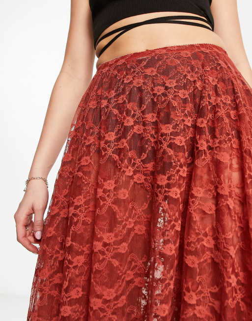 Falda midi color óxido asimétrica de encaje de Free People, 2 de 4