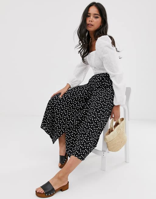 Falda midi con botones en la parte delantera, bolsillos y estampado monocromático de DESIGN | ASOS