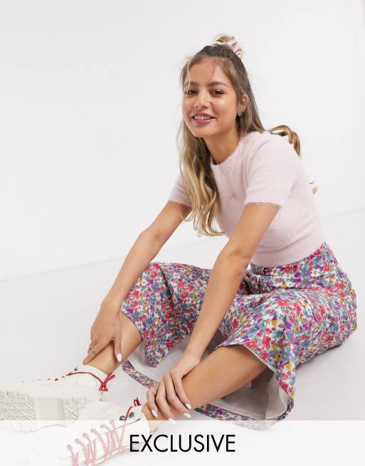 Falda midi con botones y diseño floral vintage de Wednesday's Girl