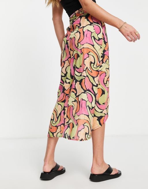 Falda midi cruzada estilo pareo con estampado abstracto de ASOS DESIGN, 3 de 4