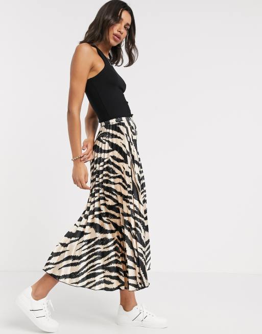 Falda midi de satén con diseño plisado y estampado de tigre de ASOS DESIGN