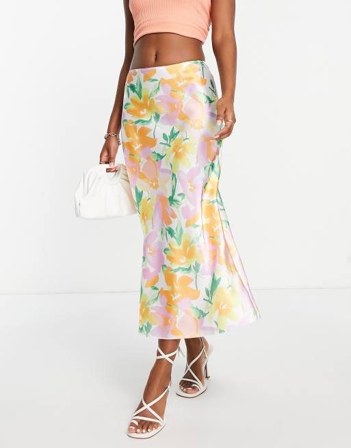 Falda midi de tonos pastel de corte al bies con estampado floral de satén de ASOS DESIGN