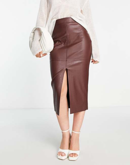 Falda midi marrón chocolate efecto cocodrilo de cuero sintético de ASOS DESIGN, 4 de 4