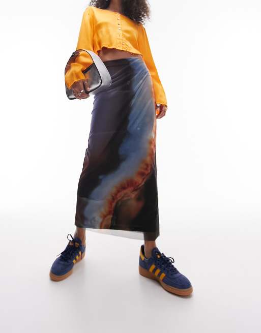 Falda midi multicolor con estampado espacial de malla de Topshop 