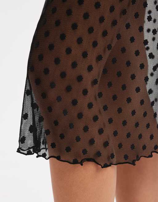 Falda midi negra con patrón de lunares de malla transparente de COLLUSION, 5 de 5