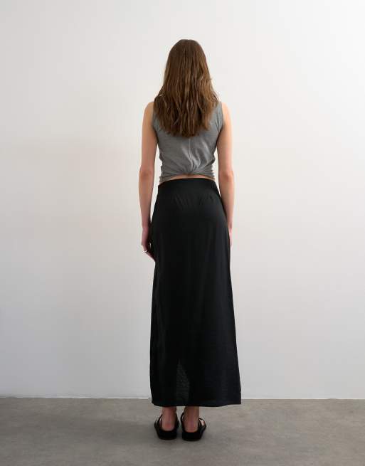 Falda midi negra estilo pareo cruzado de Topshop, 3 de 5