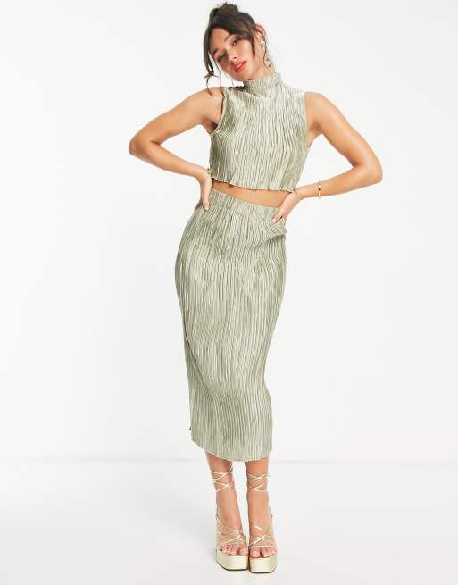 Conjunto de top falda midi con diseño plisado de satén de ASOS | ASOS