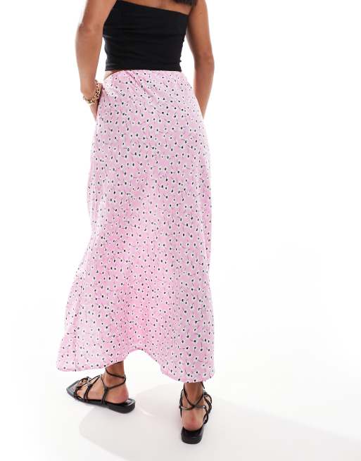 Falda midi rosa con estampado floral y abertura lateral de PIECES Petite, 2 de 5