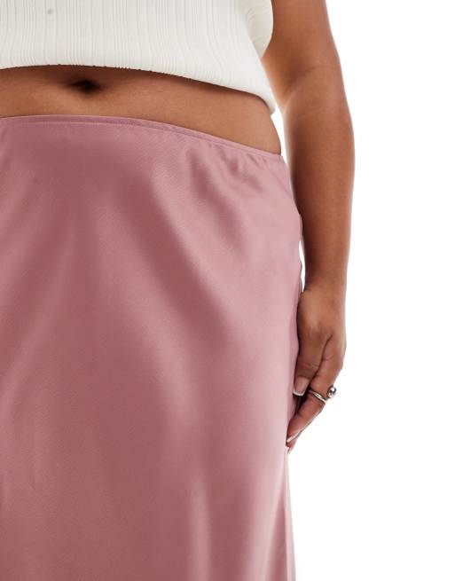 Falda midi rosa de corte al bies de satén de ASOS DESIGN Curve, 5 de 5