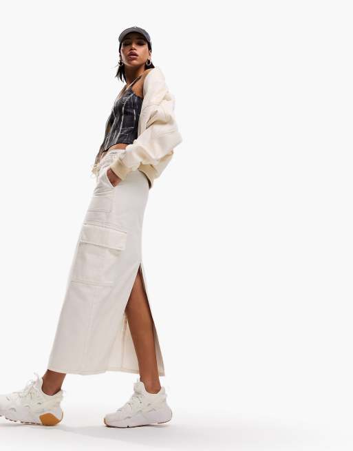 Falda midi vaquera blanca estilo paracaidista con bolsillos cargo de ASOS DESIGN, 4 de 5
