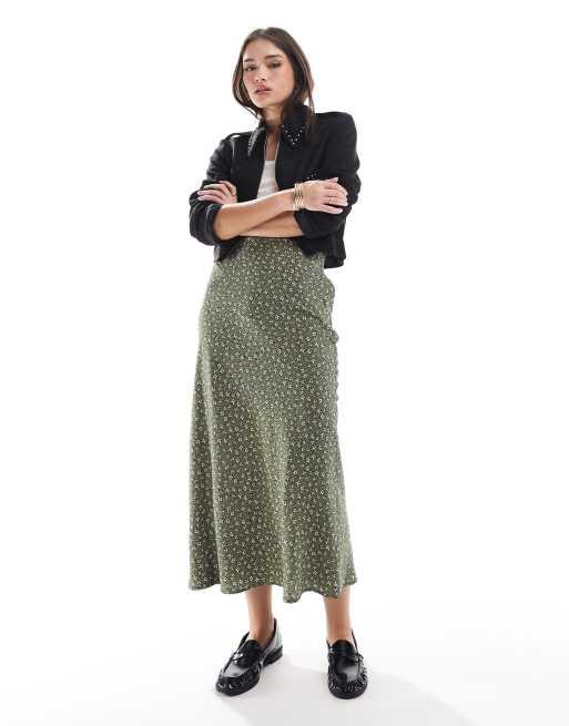 Falda midi verde con estampado de flores y lunares de Wednesday's Girl