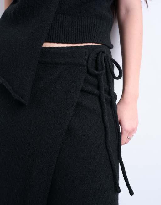 Falda negra cruzada asimétrica de punto de Topshop (parte de un conjunto), 4 de 5