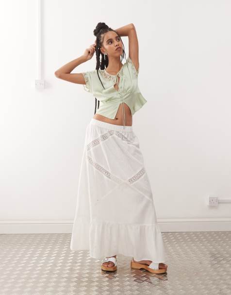 Falda playera larga blanca de estilo wéstern con diseño bordado de COLLUSION - view 1