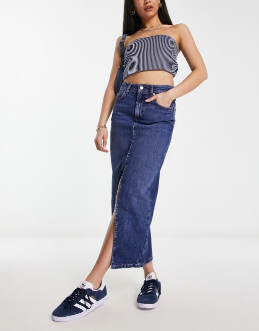 Falda vaquera larga azul oscuro con abertura delantera de New Look, 4 de 4