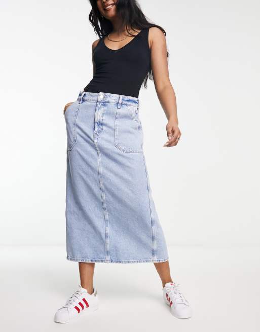 Falda vaquera midi azul claro cargo de River Island