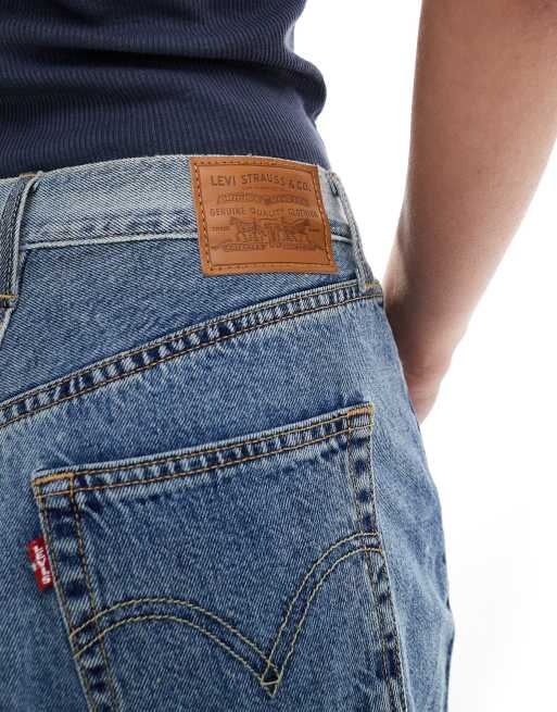 Falda vaquera midi azul medio con botones delanteros y diseño de parches de Levi's, 3 de 5