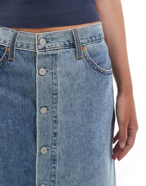 Falda vaquera midi azul medio con botones delanteros y diseño de parches de Levi's, 5 de 5