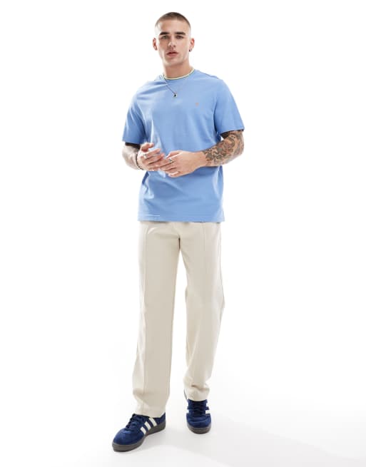 Farah – Alvin – T-Shirt in Hellblau mit Streifenverzierung, 4 von 4