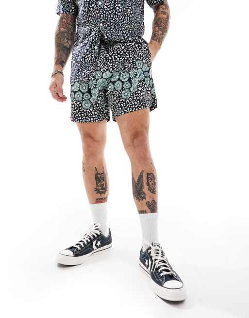 Farah - Colbert - Pantaloncini da bagno blu navy con stampa a fiori in coordinato, 2 di 5