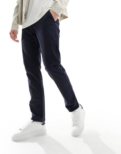 Farah – Elm – Marinblå chinos i bomullsblandad twill