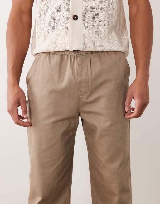 Farah Greenport poplin garment dye trousers in taupe, 4 of 5