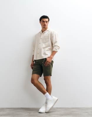 Farah Hawk Straight Leg Twill Shorts In Green
